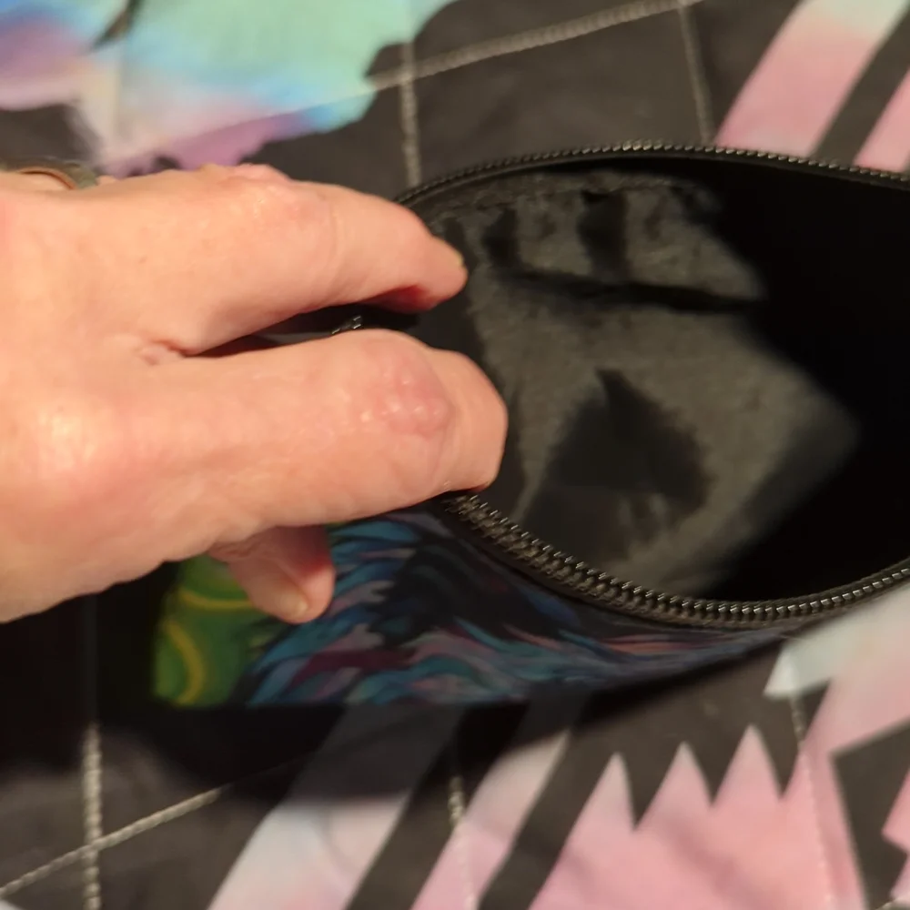 Makeup case - Picture 2 of 2